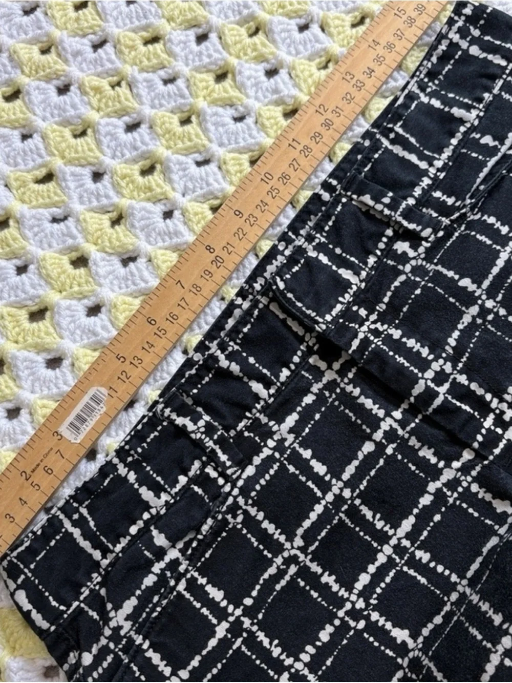 Girls Black and White Plaid Ponte Leggings
